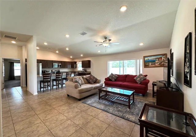 Photo 3 of Single family home for sale at 15211 SW 65th Terrace Rd, Ocala, FL 34473 | MLS# OM727922 | Listing updated on 2026-08-18