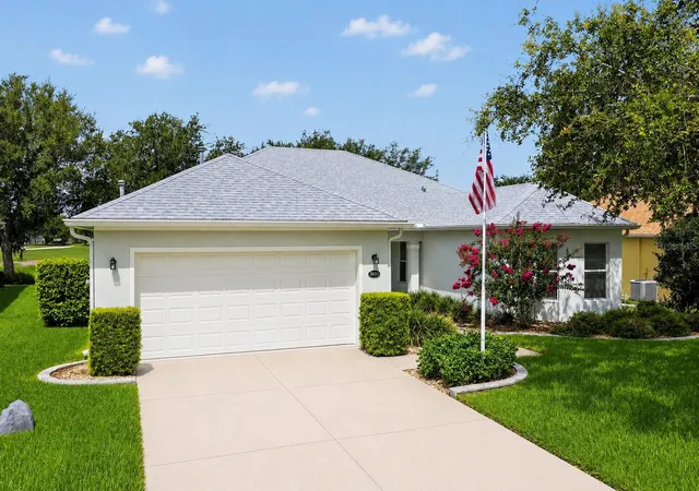 Homes for sale in Leesburg, FL | 26821 Augusta Springs Cir, Leesburg, FL 34748 | MLS# G5114644