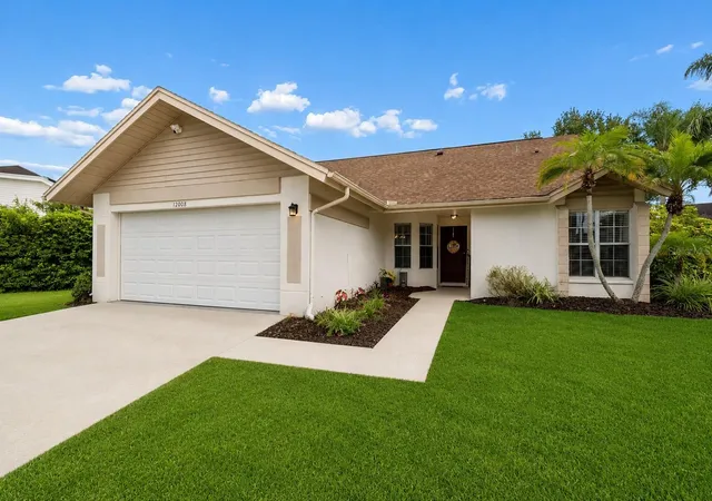 2nd image of 12008 Peony Ct, Tampa, FL 33635 | MLS# TB8525902
