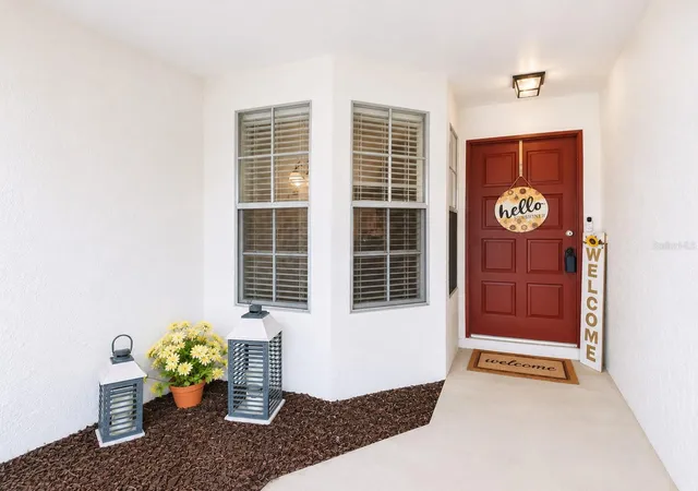 3rd image of 12008 Peony Ct, Tampa, FL 33635 | MLS# TB8525902