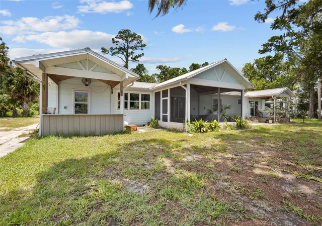 Homes for sale in Suwannee, FL | 306 Se 256 St, Suwannee, FL 32692 | MLS# GC541687