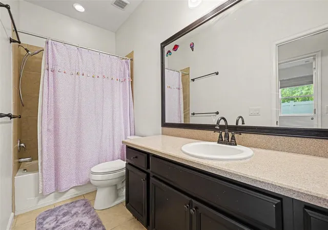 Photo 4 of Single family home for sale at 12324 Streambed Dr, Riverview, FL 33579 | MLS# O6422324 | Listing updated on 2026-10-08