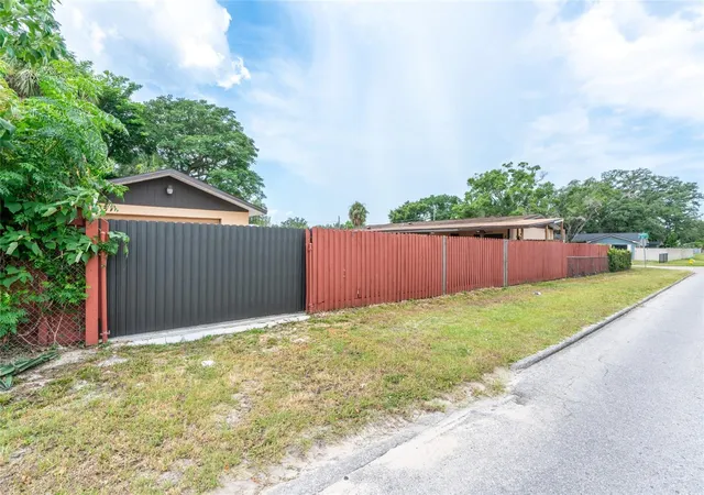 Photo 37 of Single family home for sale at 9241 N 52nd Street, Tampa, FL 33617 | MLS# TB8525916 | Listing updated on 2026-07-08