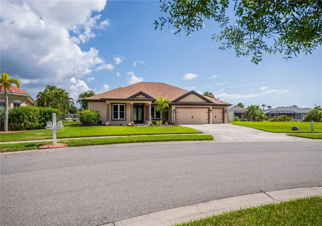 Homes for sale in North Port, FL | 8730 Mystic Cir, North Port, FL 34287 | MLS# C7528054