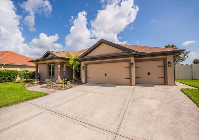 Photo 4 of Single family home for sale at 8730 Mystic Cir, North Port, FL 34287 | MLS# C7528054 | Listing updated on 2026-09-30