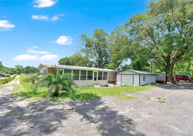 Photo 3 of Manufactured home for sale at 4850 W Ponkan Rd, Apopka, FL 32712 | MLS# O6422335 | Listing updated on 2026-07-05