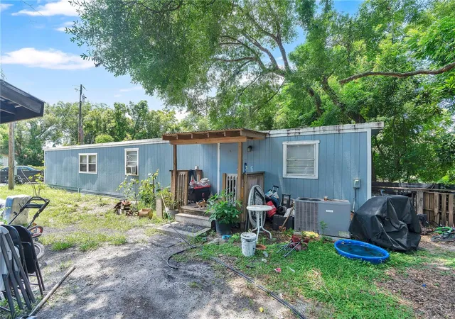 Photo 4 of Manufactured home for sale at 4850 W Ponkan Rd, Apopka, FL 32712 | MLS# O6422335 | Listing updated on 2026-07-05