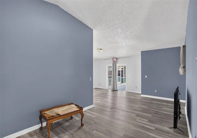 Photo 3 of Single family home for sale at 7813 Turkey Oak Ln, Kissimmee, FL 34747 | MLS# O6422342 | Listing updated on 2026-10-20