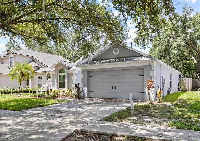 Homes for sale in Valrico, FL | 614 Somerstone Dr, Valrico, FL 33594 | MLS# TB8525933