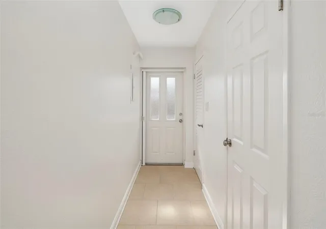 2nd image of 2155 Wood St #A14, Sarasota, FL 34237 | MLS# A4699025