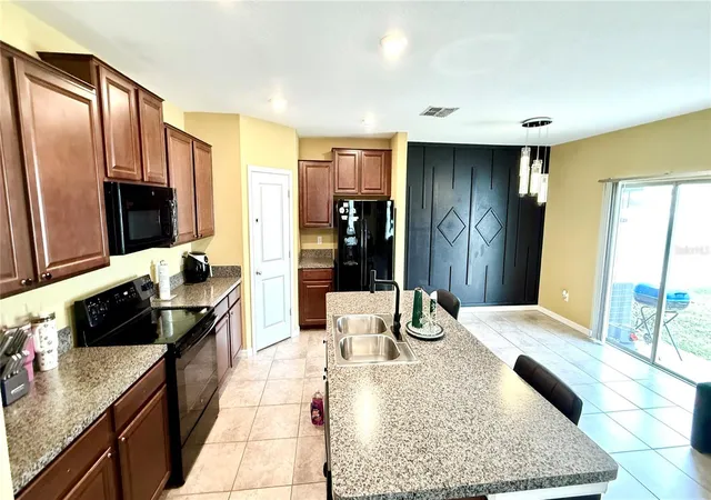 Photo 4 of Single family home for sale at 14832 Crescent Rock Dr, Wimauma, FL 33598 | MLS# TB8525947 | Listing updated on 2026-10-02