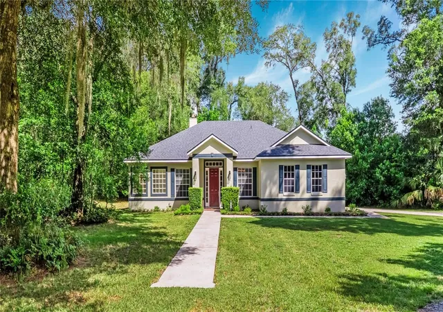 image of 1085 Taylor Rd E, Deland, FL 32724 | MLS# V4950035