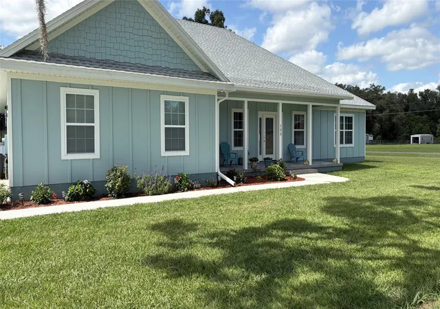2nd image of 122 Sw Scott Pl, Lake City, FL 32024 | MLS# A4699031