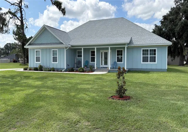 3rd image of 122 Sw Scott Pl, Lake City, FL 32024 | MLS# A4699031