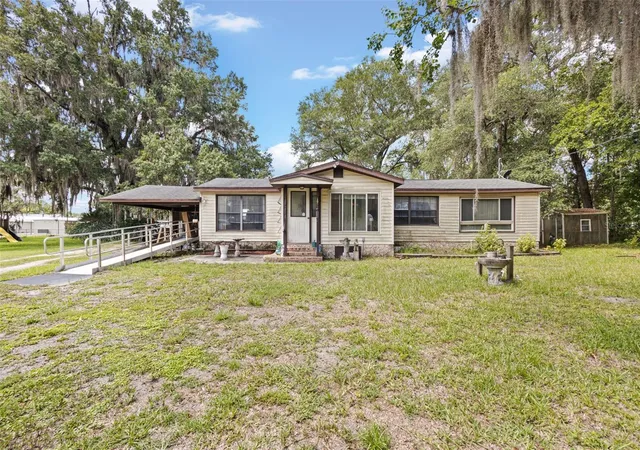 41st image of 604 W Market Rd, Starke, FL 32091 | MLS# GC541693