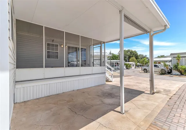 3rd image of 300 Sky Crest Loop, Davenport, FL 33837 | MLS# O6422361