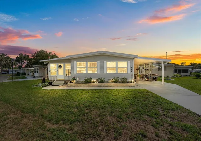 Photo 3 of Manufactured home for sale at 141 Azalea Trl, Leesburg, FL 34748 | MLS# G5114654 | Listing updated on 2026-10-05