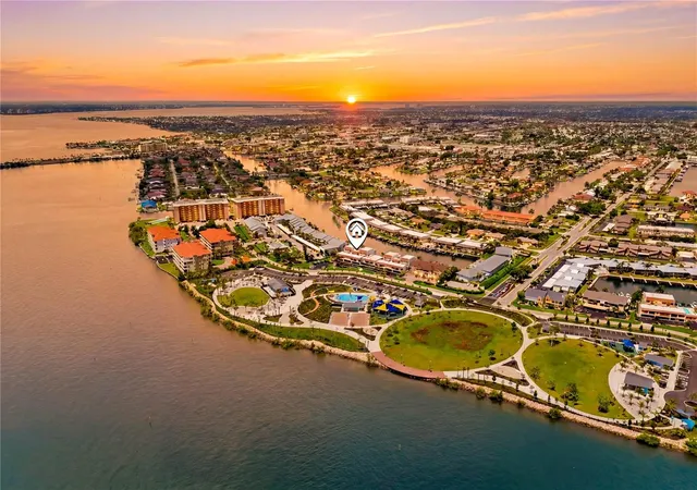 Listing Photo 1 - Condo for sale in building located at 4218 Se 20Th Pl, Cape Coral, FL 33904 - Unit #D5