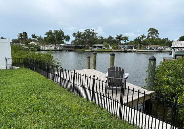 Photo 2 of Single family home for sale at 4820 Venetian Blvd Ne, St Petersburg, FL 33703 | MLS# TB8525962 | Listing updated on 2026-09-15