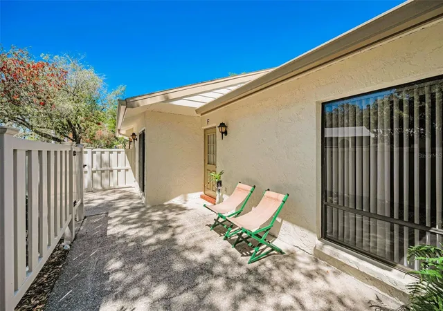 3rd image of 1333 Shady Pine Wy #F, Tarpon Springs, FL 34688 | MLS# TB8525963
