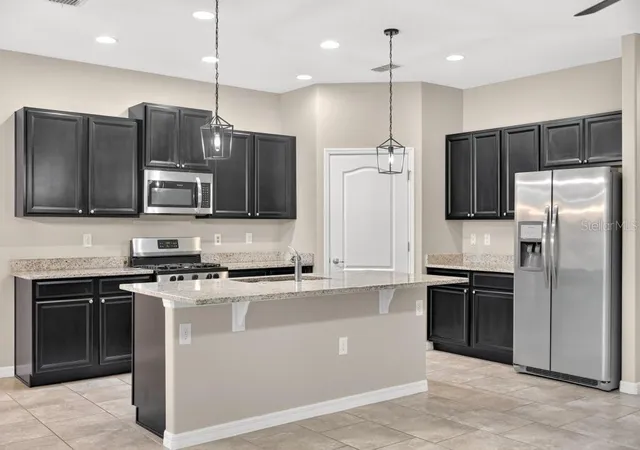 2nd image of 736 E Victoria Trails Blvd, Deland, FL 32724 | MLS# O6422380