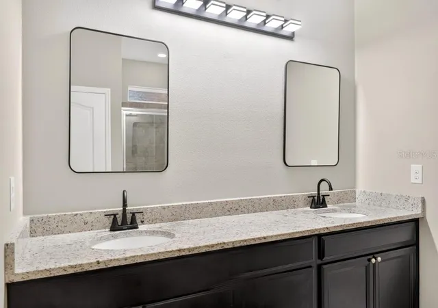 4th image of 736 E Victoria Trails Blvd, Deland, FL 32724 | MLS# O6422380