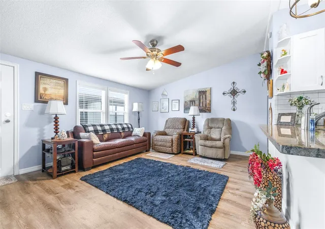 3rd image of 3041 Short Leaf St, Wesley Chapel, FL 33543 | MLS# L4963271