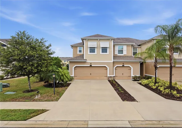 Photo 1 of Townhouse for sale at 5553 Pleasantview Ct, Bradenton, FL 34211 | MLS# A4699058 | Listing updated on 2026-09-07