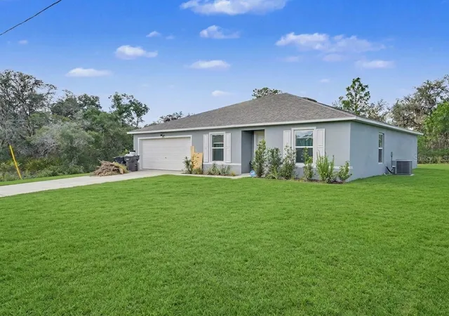 Photo 3 of Single family home for sale at 305 Bowfin Dr, Kissimmee, FL 34759 | MLS# TB8525992 | Listing updated on 2026-08-28