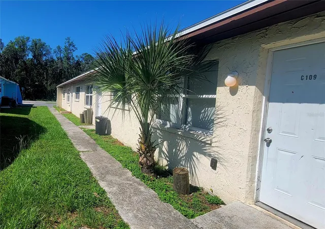 Homes for sale in Crystal River, FL | 753 Ne 9Th St, Crystal River, FL 34428 | MLS# W7887343