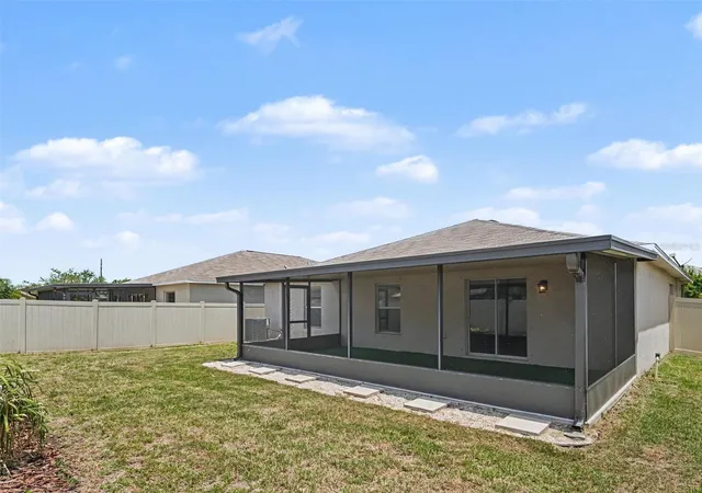 31st image of 16803 Peaceful Valley Dr, Wimauma, FL 33598 | MLS# O6422410
