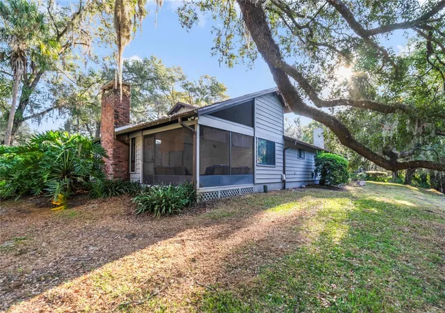 4th image of 906 Village Green Rd, Deland, FL 32720 | MLS# V4950039