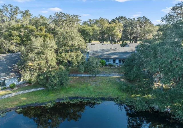 5th image of 906 Village Green Rd, Deland, FL 32720 | MLS# V4950039