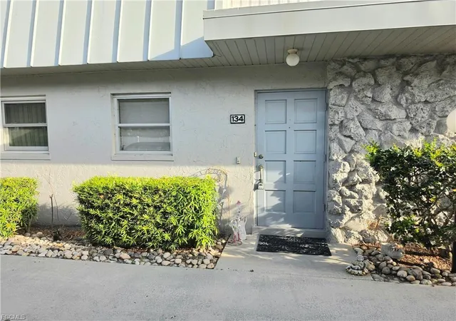 3rd image of 6777 Winkler Rd #134, Fort Myers, FL 33919 | MLS# C7528065