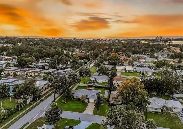 87th image of 12620 138th St N, Largo, FL 33774 | MLS# TB8526002