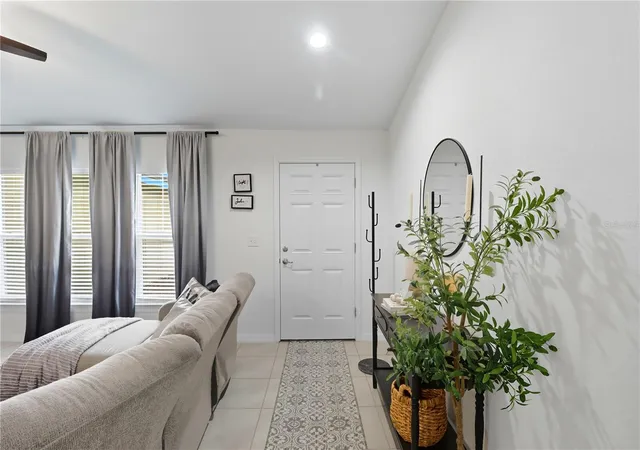 Photo 2 of Single family home for sale at 6651 Sw 151st Loop, Ocala, FL 34473 | MLS# OM727945 | Listing updated on 2026-10-01
