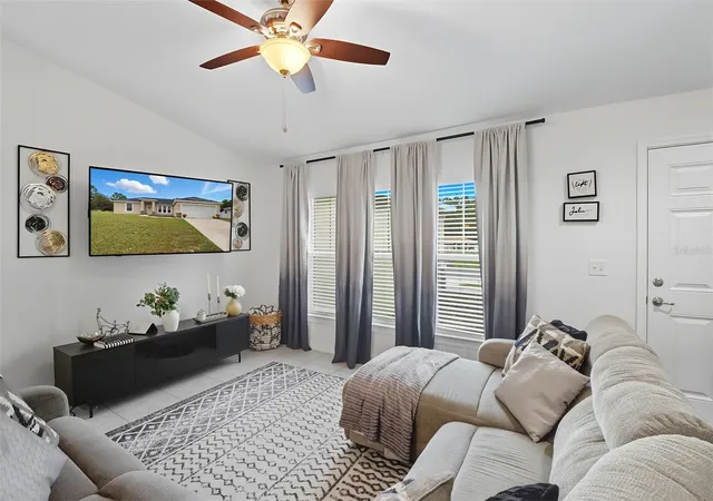 Photo 4 of Single family home for sale at 6651 SW 151st Loop, Ocala, FL 34473 | MLS# OM727945 | Listing updated on 2026-10-01