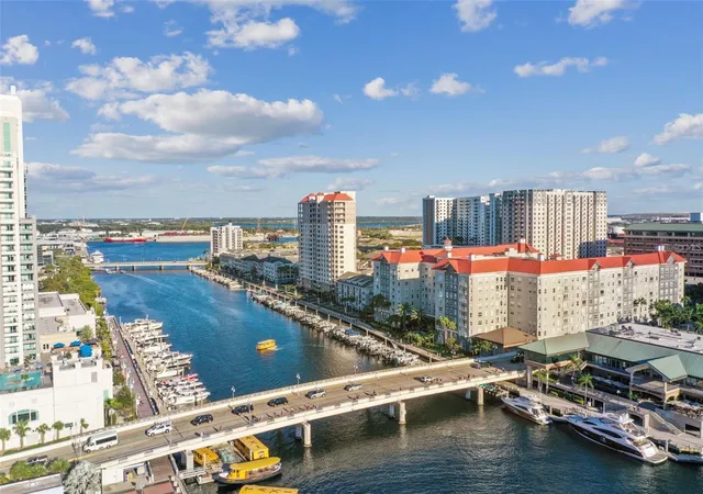 Listing Photo 2 - Condo for sale in building located at 700 S Harbour Island Blvd, Tampa, FL 33602 - Unit #137