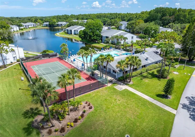 2nd image of 1182 Pine Ridge Cir W, TARPON SPRINGS, FL 34688