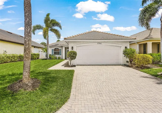Photo 3 of Single family home for sale at 17762 Courtside Landings Cir, Punta Gorda, FL 33955 | MLS# C7528067 | Listing updated on 2026-07-20