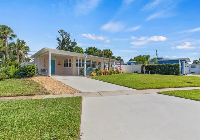 3rd image of 67 Seabreeze Dr, Ormond Beach, FL 32176 | MLS# FC319736