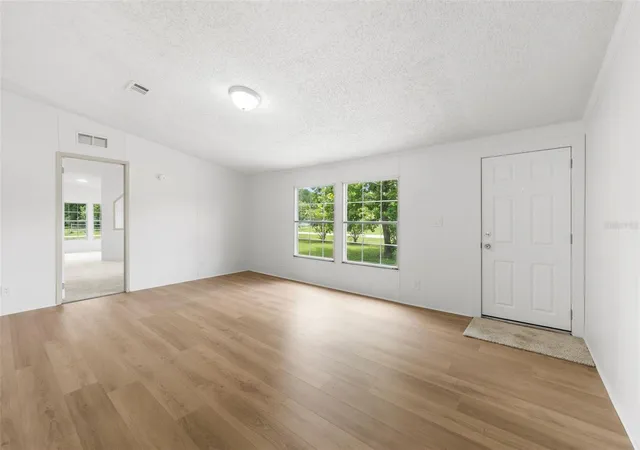 Photo 4 of Manufactured home for sale at 15591 NE 46th Street, Williston, FL 32696 | MLS# GC541702 | Listing updated on 2026-07-08