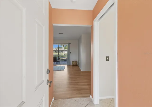 Homes for sale in Nokomis, FL | 404 Oxford Dr #404, Nokomis, FL 34275 | MLS# A4699074