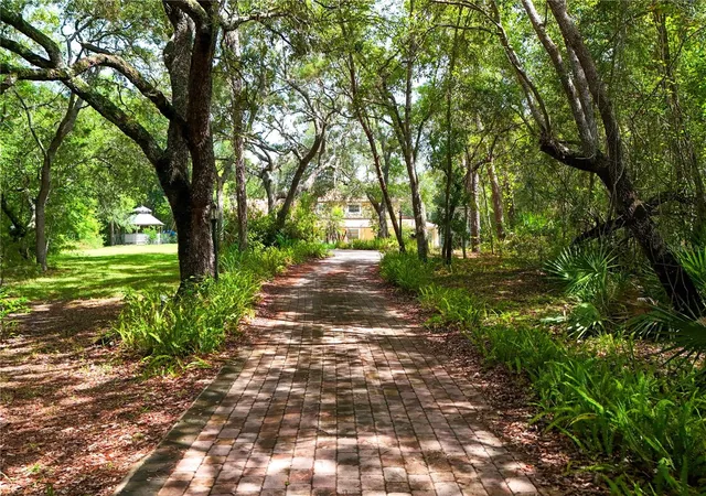 5th image of 230 E Panama Rd, Winter Springs, FL 32708 | MLS# O6422435