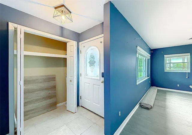 Photo 4 of Single family home for sale at 2405 NE 2nd Street, Ocala, FL 34470 | MLS# R4911567 | Listing updated on 2026-08-05
