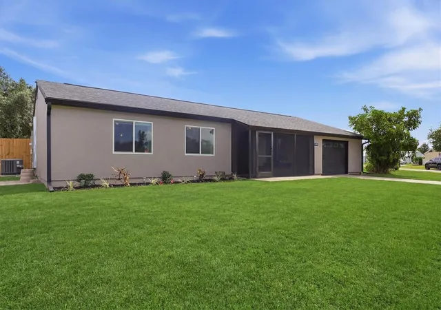 Homes for sale in North Port, FL | 4681 Nekoosa St, North Port, FL 34287 | MLS# N6144927