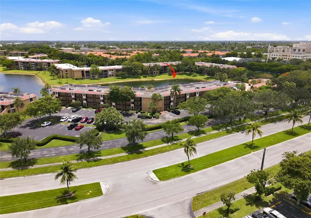 Homes for sale in Margate, FL | 5605 Coral Lake Dr #105, Margate, FL 33063 | MLS# G5114678