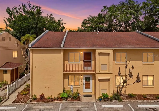 1st image of 626 Pavare Ct, Winter Haven, FL 33884 | MLS# P4939234