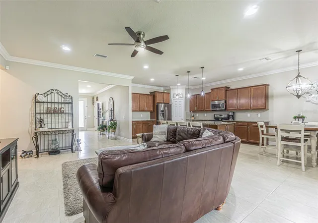 Homes for sale in Valrico, FL | 1507 Windy Gap Pl, Valrico, FL 33594 | MLS# TB8526029