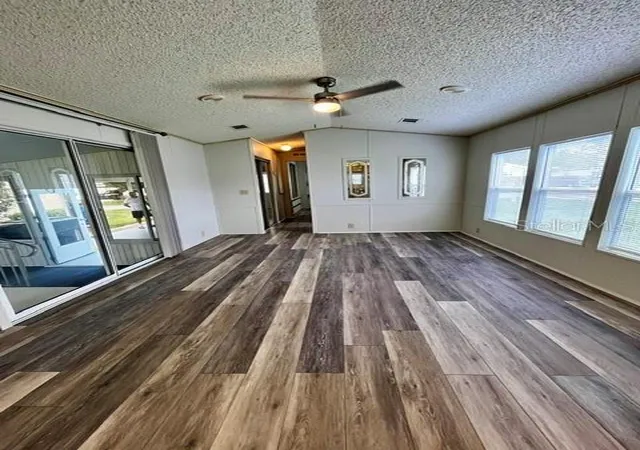 2nd image of 50989 Hwy 27 #128, Davenport, FL 33897 | MLS# S5153085